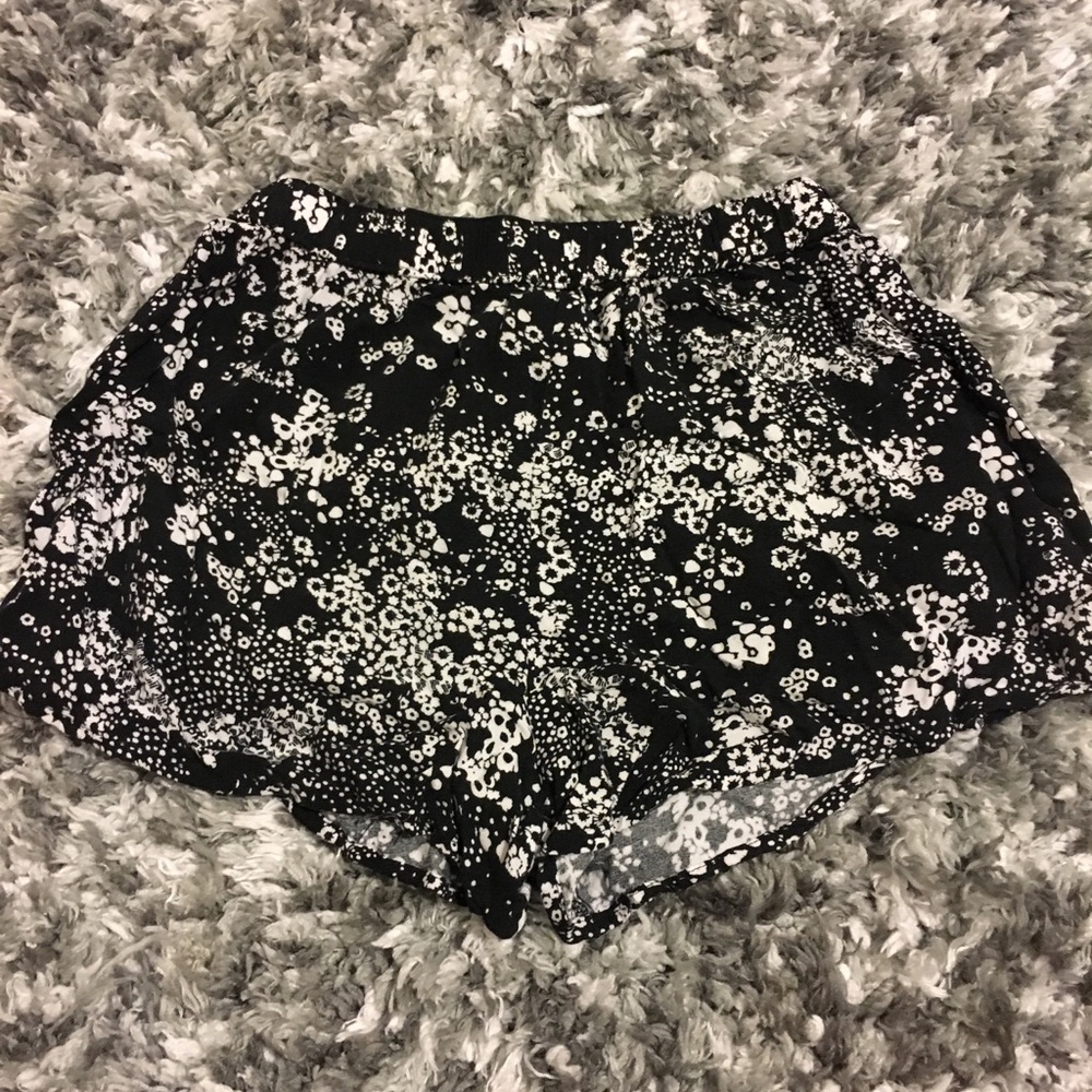 Shorts. - Picture 4 of 4